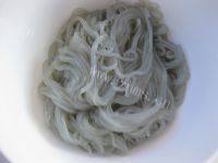 泡菜苕粉肉丝做法图解5)