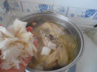 菌菇鸡汤做法图解6)
