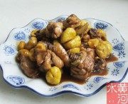 简洁版家常栗子鸡做法图解3)