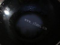 色泽不错的菠萝反转蛋糕做法图解2)