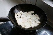 菠菜烧豆腐做法图解3)