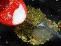 很有食欲的酸豆角肉沫做法图解11)