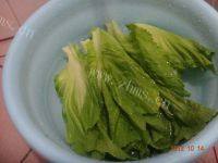 家常菜炒芥菜做法图解2)