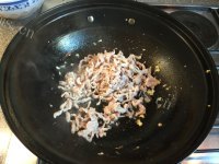 香嫩的樱花虾蛋炒饭做法图解4)