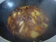 「首发」土豆烧牛肉做法图解5)