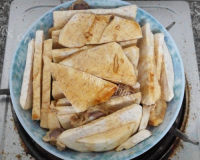 家常菜芋头扣肉做法图解4)