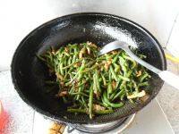 家常菜煸炒四季豆做法图解10)