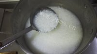 珍馐美味的皮蛋瘦肉粥做法图解8)