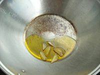 金针菇肥牛煲做法图解3)