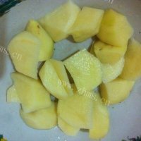 简单的拔丝土豆做法图解1)