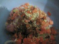 家常肉末鸡蛋饼做法图解3)