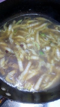 美味的白菜疙瘩汤做法图解4)
