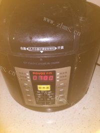 消肿祛湿的红豆薏仁杂粮粥做法图解4)