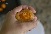 自制广式椰蓉月饼做法图解7)