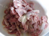 家常菜酸菜肉丝做法图解3)