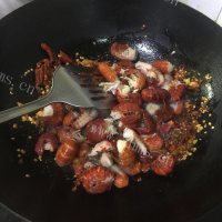 好吃的香辣吮指龙虾尾做法图解6)