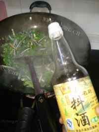 家常菜青椒炒臭干做法图解7)