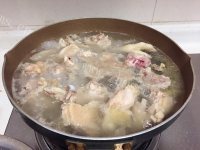 美味的椰子鸡汤做法图解4)