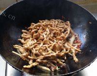 诱人的鱼香肉丝做法图解7)