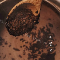 可口的棉花糖热巧克力做法图解3)