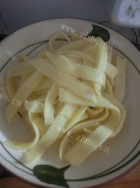 好吃的客家烫蛋皮做法图解6)