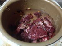 土豆炖牛肉（家庭版）做法图解5)