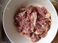 美味的粉蒸牛肉做法图解5)