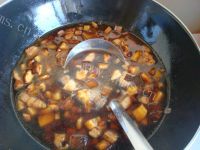 鲜香的猪肉土豆粉汤做法图解8)