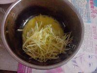 养颜的土豆鸡蛋饼做法图解5)