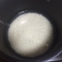 美味的香菇排骨焖饭做法图解1)