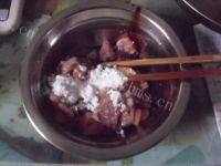 在家做的苦瓜炒肉片做法图解5)
