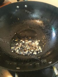 家常菜焖南瓜做法图解4)