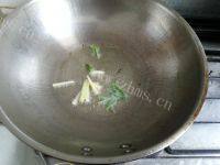 韭菜炒绿豆芽做法图解3)