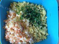 「DIY美食」茼蒿海米小煎卷的做法图解二