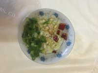 芳香四溢的鱼香肉丝做法图解5)
