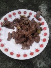 自制炒牛肉丝做法图解7)