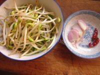 家常菜辣炒黄豆芽做法图解1)