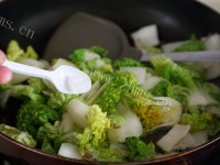美味的白菜豆腐做法图解4)