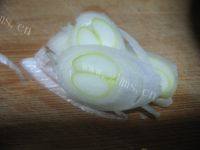家常菜肉丝芹菜做法图解4)