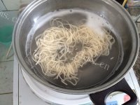 香气浓郁的葱油面做法图解1)