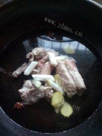 自制酱牛肉做法图解4)