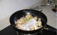 美味的红烧翅根做法图解7)