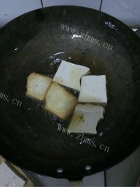 锅塌豆腐做法图解3)
