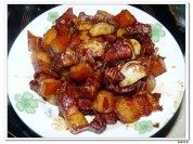 色味俱全的蒜香红烧肉
