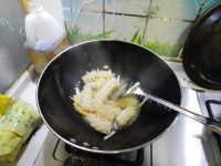 美味西兰花炒鱿鱼花做法图解11)