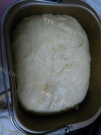 自制淡奶油吐司做法图解1)