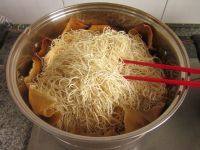 「美味可口」豆角卤面做法图解8)