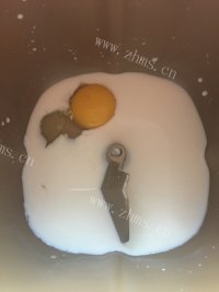 喷香的金钱卷面包做法图解3)