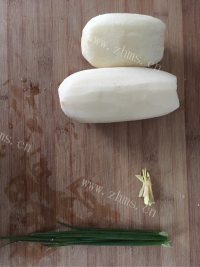 好吃的清炒藕片做法图解1)