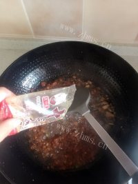 自制肉酱做法图解7)